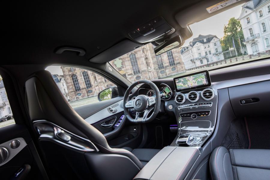 Торпедо Mercedes-AMG C43 4Matic (W205) 2018 года  (WW) (фото 29 из 40)